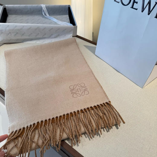 秋冬特惠💰290 上新！罗意威️男女围巾 难得一见的温柔配色 商品图4