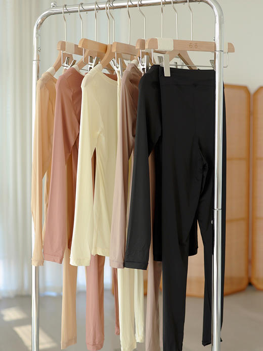 【0压 肌底衣 两套福利仅69.9元！】一套仅半个苹果重 含玻尿酸 皮肤越穿越好~ 商品图2