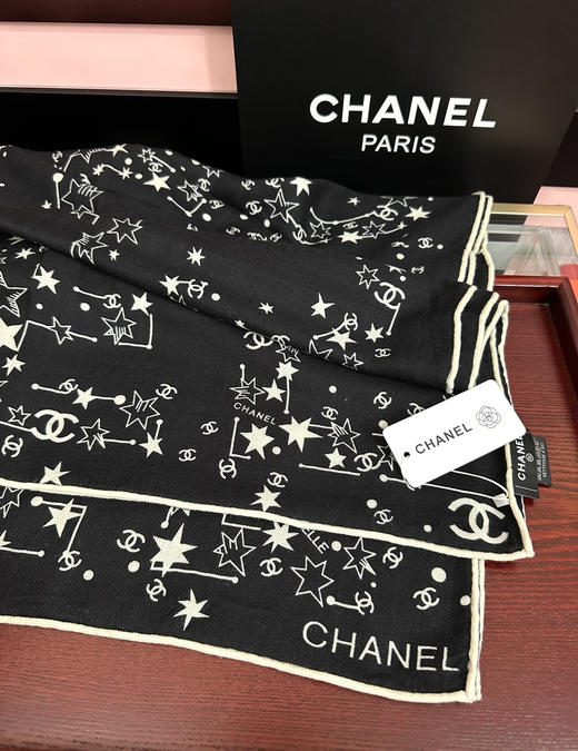 秋冬特惠💰390 新款香奈儿围巾 星星涂鸦【双面同色】经典设计优雅风 商品图6