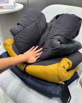 男款连帽羽绒服 防风 防水 保暖 夹克