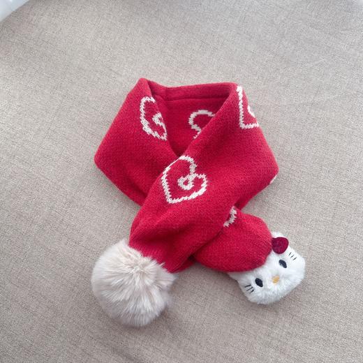 【新年氛围感 保暖围巾】kt围脖 宝宝儿童交叉秋冬季红色围巾 防风护颈女童保暖可爱爱心毛球 商品图8