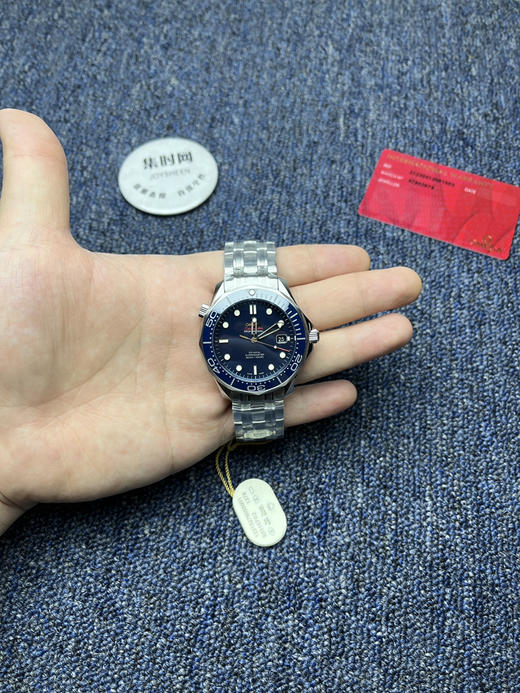 定制渠道货 欧米茄海马300米潜水系列 瑞士机 蓝色盘 深海之蓝 男士腕表 搭载瑞士ETA-2824全自动机械机芯 商品图8