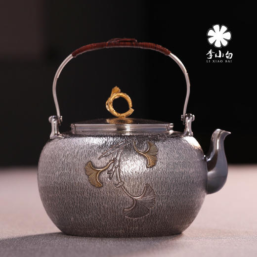 李小白银壶 纯手工银壶 银杏 纯银9999烧水壶 纯银银壶 大师级刻花银壶 商品图4