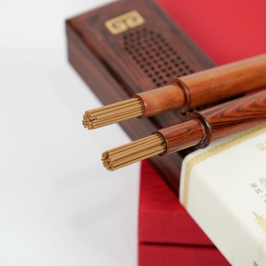 中国沉香文化博物馆 【红色回纹三件套礼盒】红土沉香线香礼盒 商品图3