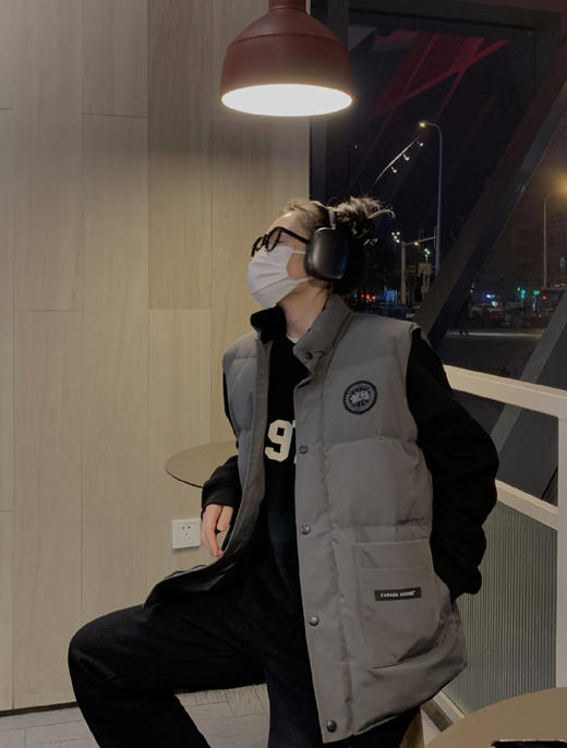 【🌧️降温福利】加拿大鹅 男女款情侣马甲（MT） 商品图5