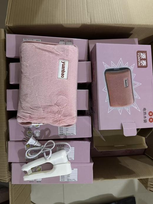 【国标安心❗️充电式热水袋礼盒装】轻盈绒毛 蓬松柔软 轻暖无压迫 暖水袋暖宝宝暖手可爱女生敷肚子卡通防爆电 商品图5