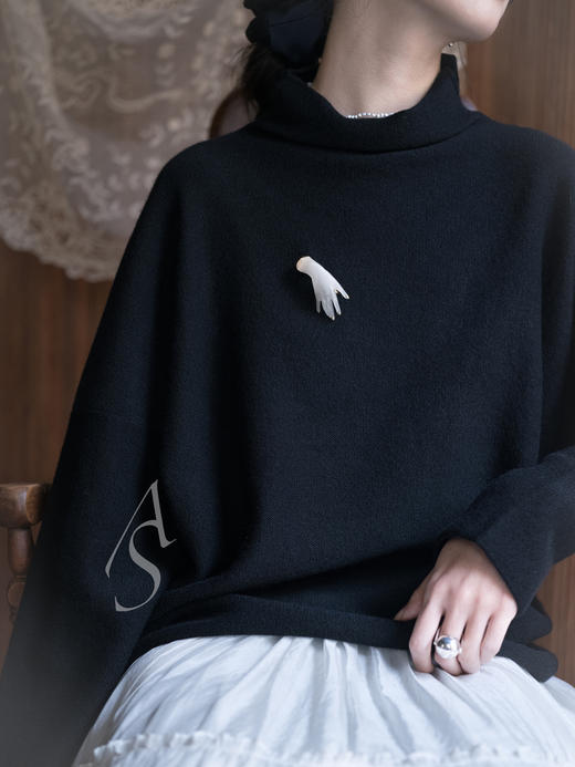 Beatriz Palacios 银镀金文艺复兴小手胸针 商品图3