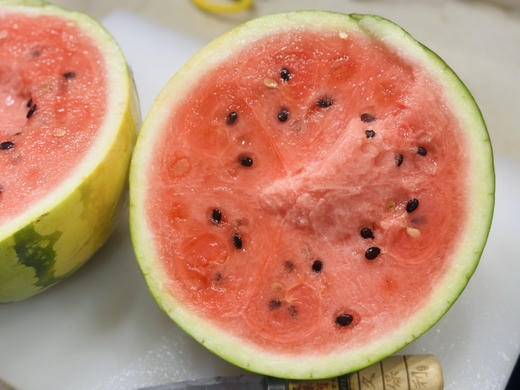 海南黑籽西瓜🍉半个切盒 商品图0
