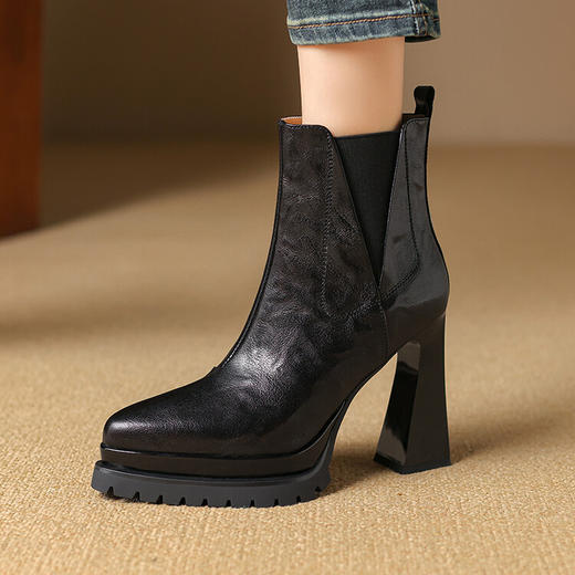 【预售5天】欧美风防水台外贸靴秋冬新款优雅尖头侧拉链气质粗高跟时装短靴H15027-60 商品图0
