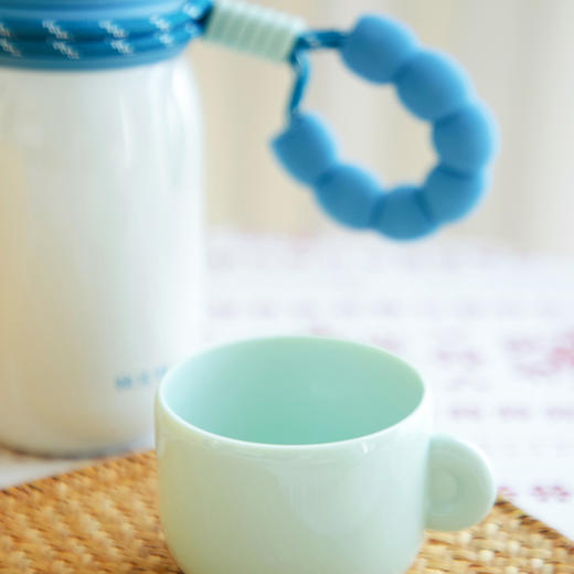 【316保温杯】拿在手里直接美出圈  200ml杯盖，可以当小水杯用316不锈钢锁温 冰饮/热水四季通吃 商品图6