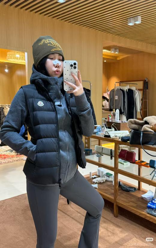 小贵但真好啊：鹅绒蒙口ghany修身掐腰羽绒马甲，又一款穿好几年的好东西 商品图1