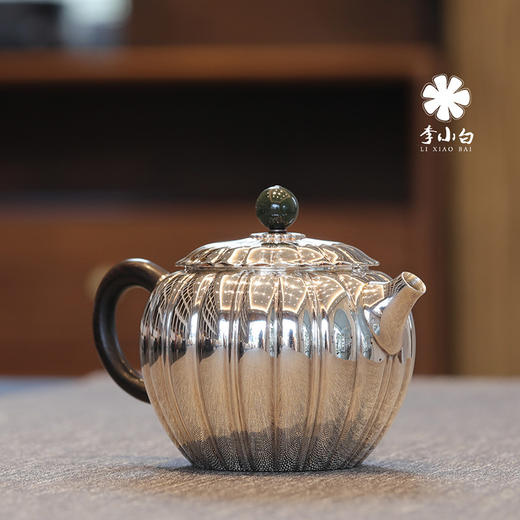李小白银壶 纯银9999泡茶银壶 菊瓣泡壶 纯银泡茶壶 泡茶银壶 烧水银壶 商品图2
