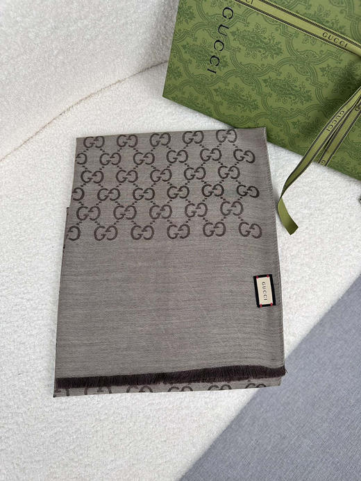 秋冬特惠💰330 古驰围巾 【四季双娇！GG双面中等薄款真丝羊毛围巾】 商品图2