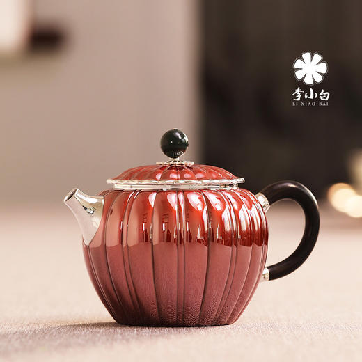 李小白银壶 纯银9999泡茶壶 纯手工制作 铜包银菊瓣泡壶 商品图1