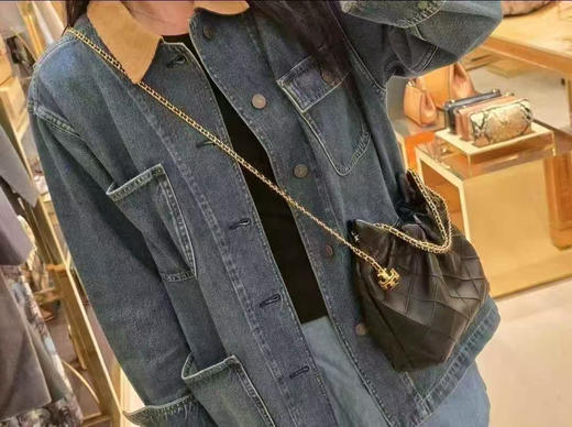 💰3480✈️直邮，Tory burch专柜黑色mini垃圾袋，fleming软皮抽绳背包，可任意斜挎手提肩背，软羊皮超级有质感⚠️ 商品图6