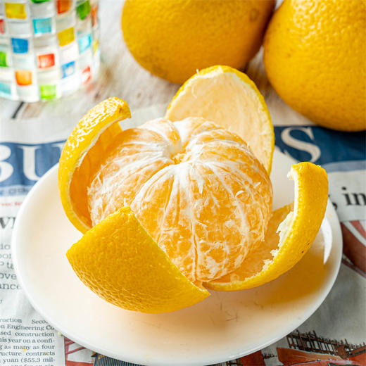 【福建 甜心柚】薄皮易剥、爆汁甜润，高维 C + 膳食纤维完美搭配，产地直供鲜到舌尖超满足！秋冬必备的清甜快乐！ 商品图1