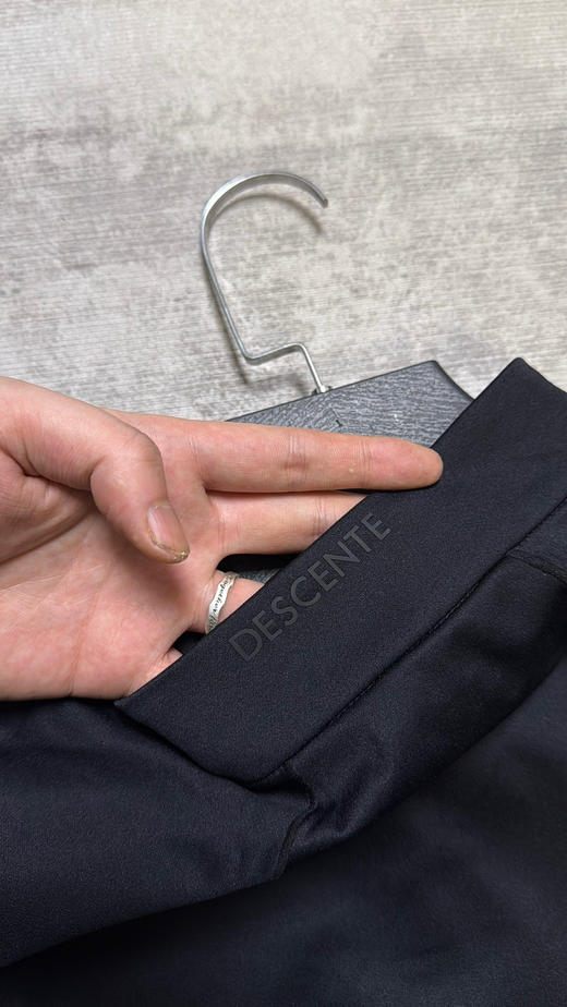 原单正品 DESCENTE迪桑特TRAINING男士SOLOTEX长袖半拉贴身保暖针织衫，M-3XL 商品图4