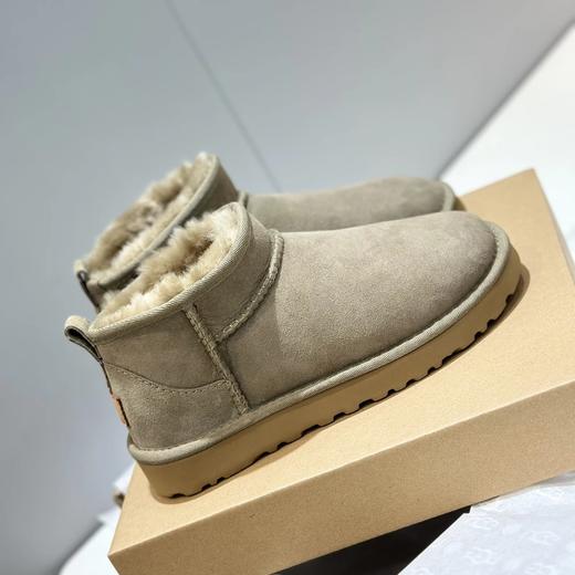 清货大白菜拼手速：UGG周冬雨款mini 羊皮毛一体雪地靴 商品图2