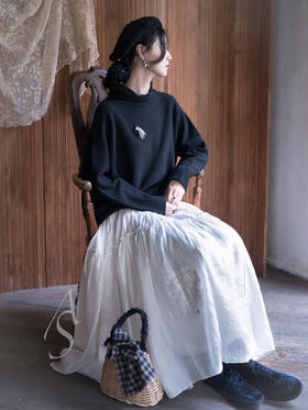 Beatriz Palacios 银镀金文艺复兴小手胸针