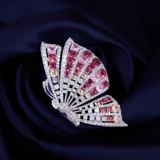 轻奢高级感精致镶锆石蝴蝶胸针，小众设计感别针西装大衣晚宴配饰LY-Z-099 商品图0