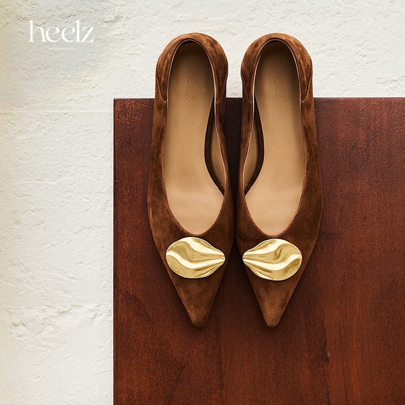 heelz设计师手工鞋履 ｜步步留心兰花扣羊翻毛皮奶奶鞋 2公分