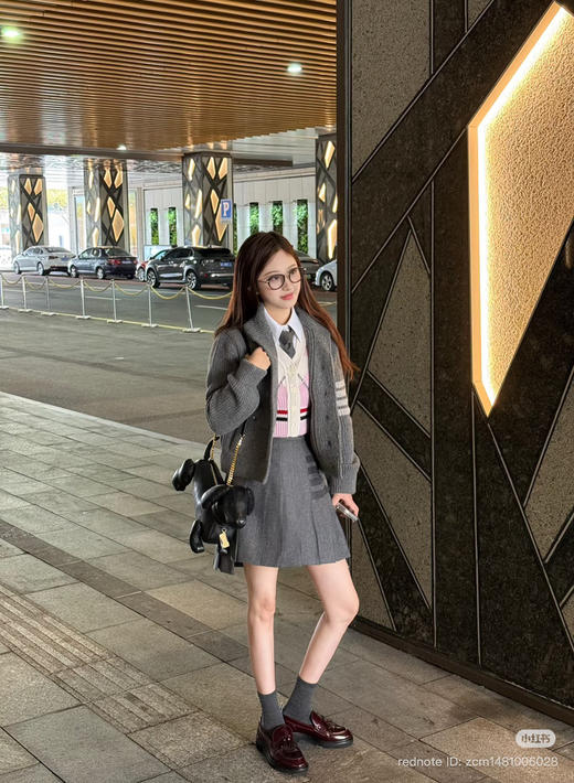 14-4 独家圆正 TB四条杠 专用羊毛混纺针织外套 我穿42 商品图7