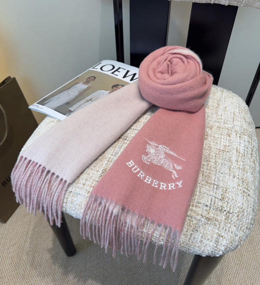 秋冬特惠💰270 巴宝莉重磅男女围巾 怒赞推荐，激动~！！ 商品图0