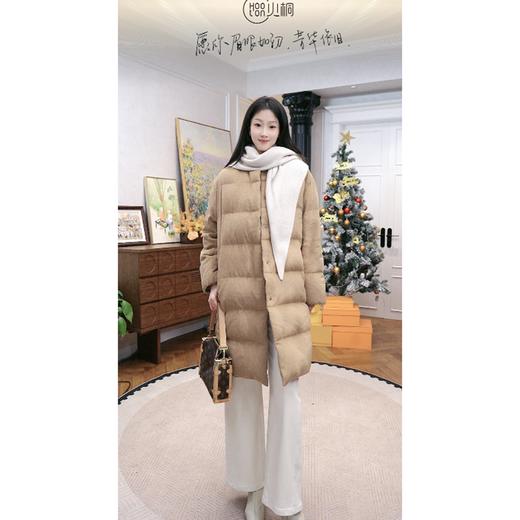 火桐hooton 铂金系列 圆领绵羊毛桑蚕丝95中长款鹅绒服 D35316 商品图3