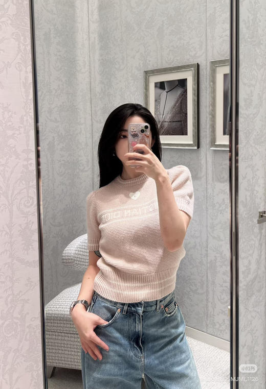 14-3 纯圆正 26ss 雕 富家千金 羊毛羊绒 字母徽标 短袖针织 商品图1