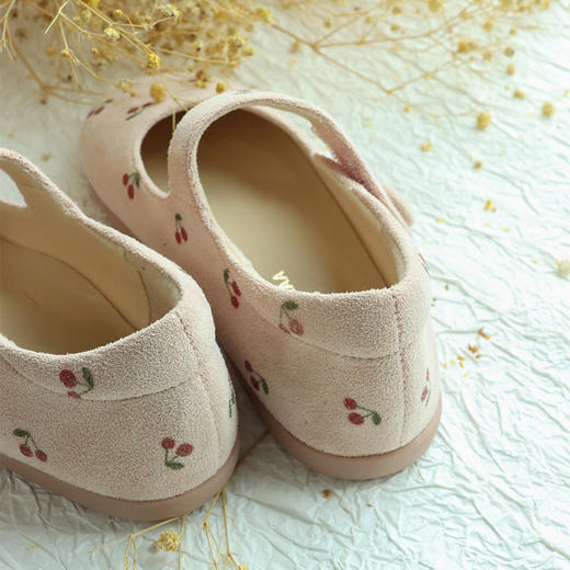 西班牙Little winkaa小温卡新款可爱樱桃舞蹈鞋女宝室内鞋粉色公主鞋LW51008 商品图3