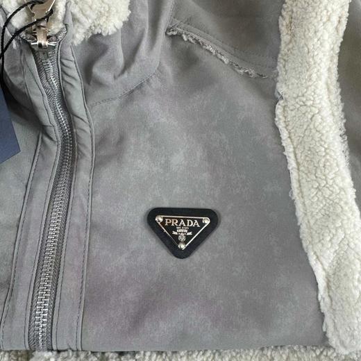 F010433粗狂感十足立体裁剪双面穿拼接马甲 商品图6