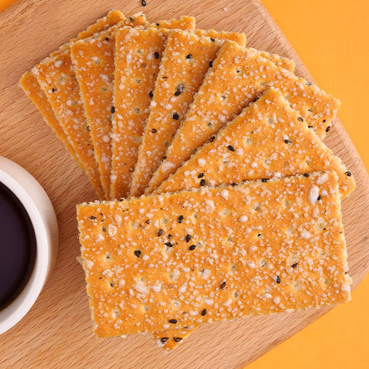 【自营】 刻凡 网红休闲食品巧芯层层酥饼干308g 商品图4