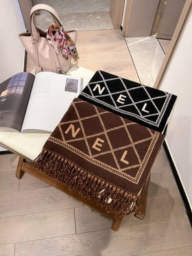 秋冬特惠💰150 香奈儿围巾 低调高奢 无论在哪种场合，都能变得高雅有品