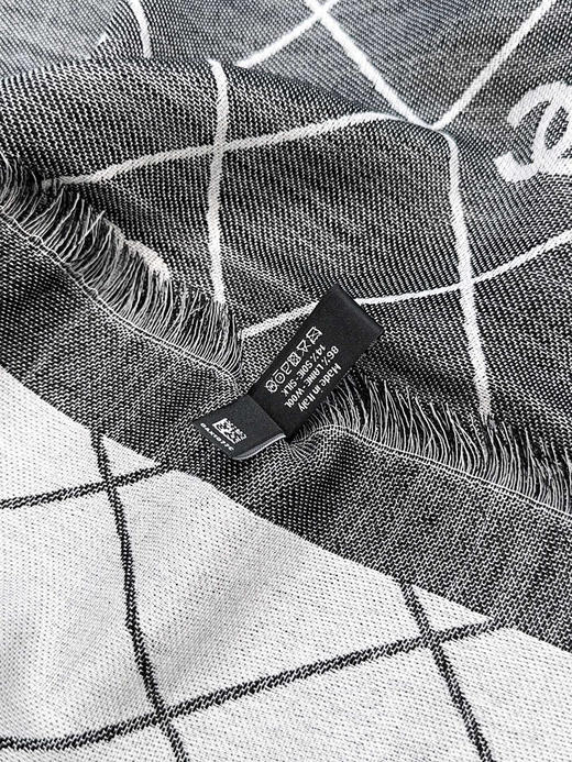 秋冬特惠💰350 香奈儿上新围巾 经典茶花优雅Coco风，新丝毛大方巾~ 商品图4