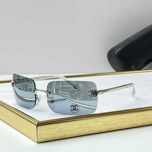 秋冬特惠💰290 香奈儿眼镜 太阳镜 MODEL：CH4218，SIZE：60口19-142 商品图4
