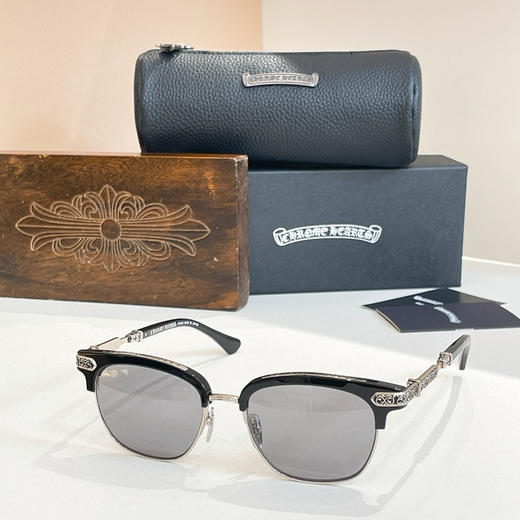 秋冬特惠💰430 克罗心眼镜 太阳镜 MODEL: VERTICAL SMILE II SIZE: 54口18-146 钛～～ 商品图6