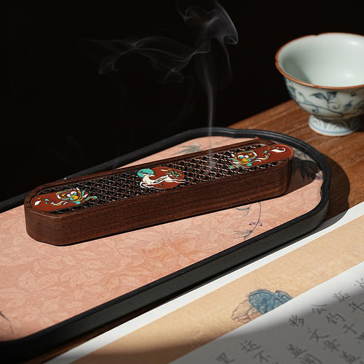 【鹿鸣春风·胡桃木卧香炉】敦煌福泽九色鹿香插香座 线香熏香托盘香炉 商品图3