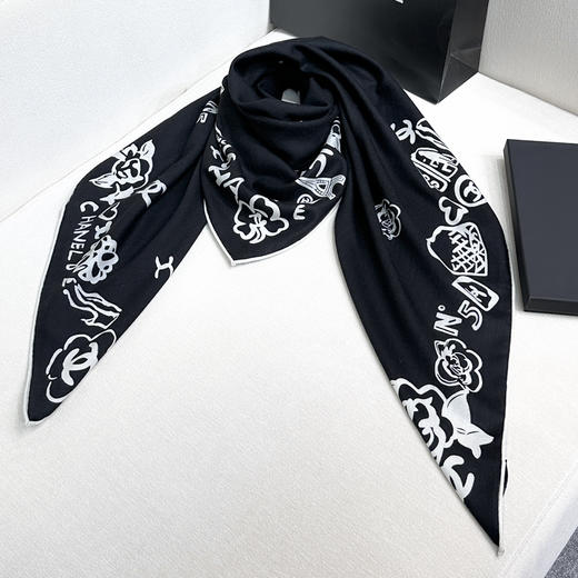 秋冬特惠💰430 香奈儿新款围巾【丝毛双面同色印花】 商品图4