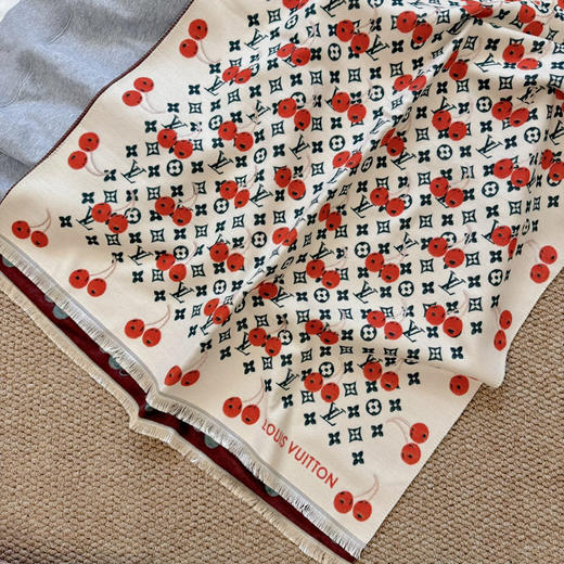 秋冬特惠💰160 LV围巾 秋冬男女同款 羊绒针织围巾！ 商品图2