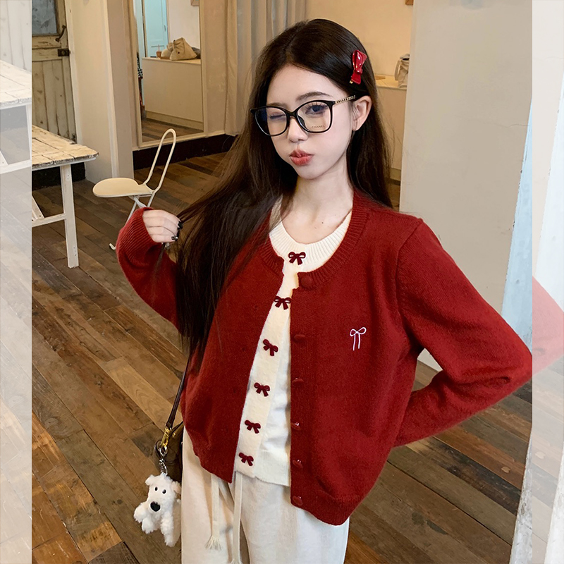 【限时秒杀】西遇假两件红色毛衣女2026春季新韩系设计感蝴蝶结甜美少女感上衣SS060050