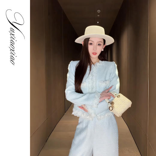 余潇潇【泰晤士蓝调】立体花边拼接圆领珠片小香外套&马夹&直筒裤 商品图2