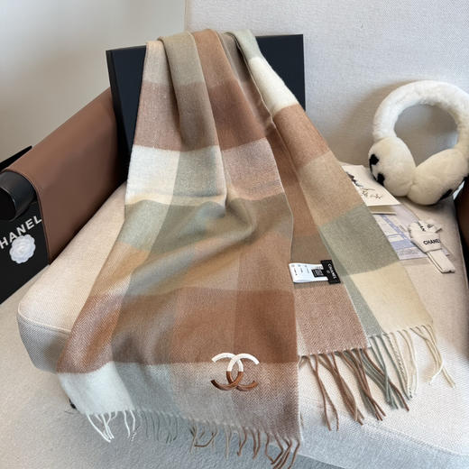 秋冬特惠💰260 香奈儿新款男女围巾 商品图1