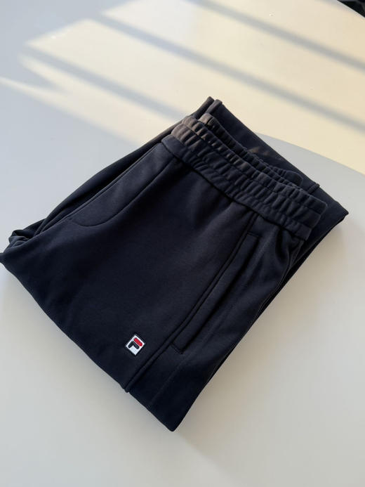 【秒杀价已调 直接拍】加绒的哈 原单尾货 斐乐 传奇蓝加绒 直筒立体裁剪散腿 男裤 商品图5