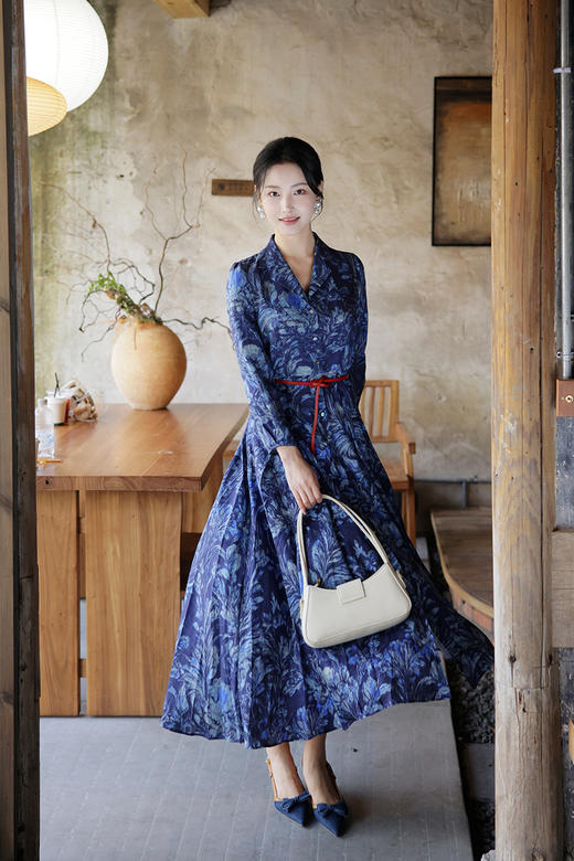 【多件多折】逸红颜明月优选#沉静棉麻印花裙【莳光】职场西装领撞色连衣裙，古色古香日常款新中式，风静绽芳华 商品图6