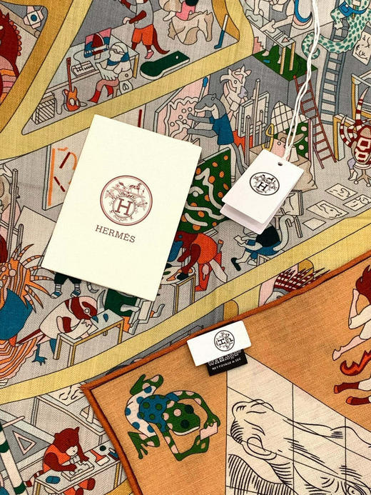 秋冬特惠💰450 爱马仕围巾 “马术学院”双面同色丝绒披肩～手工卷边丝绒方巾 商品图7