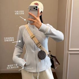 lu家同款【喵小仟 奥粒绒六色立领收腰外套】双C切割+钻石线条，穿上直接给身材“开滤镜” 微落肩短款设计，显高又藏肉