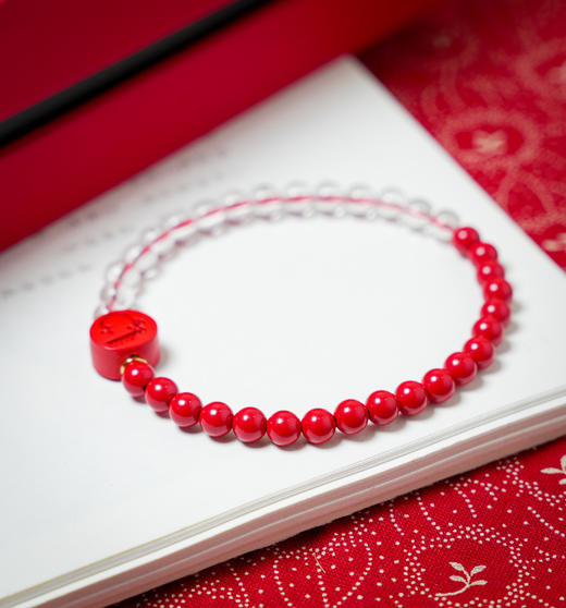 【精美饰品丨新年朱砂红绳、包挂、项链系列】选取天然高含量朱砂，原始提取，匠心制作，色泽鲜艳，款式多多，自己戴送家人朋友都可以~ 商品图13