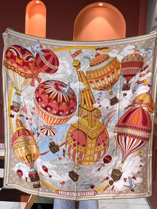 秋冬特惠💰450 LV围巾 LV x TM 披肩【丝绒双面同色披肩】 商品图8