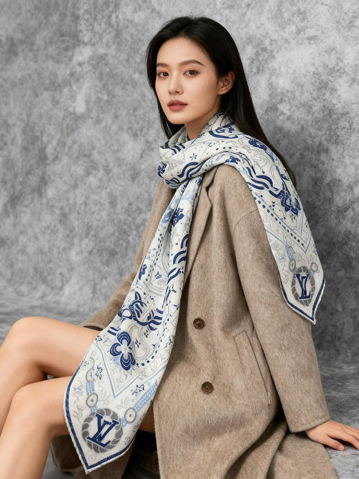 秋冬特惠💰450 LV围巾 LV x TM 披肩【丝绒双面同色披肩】 商品图8