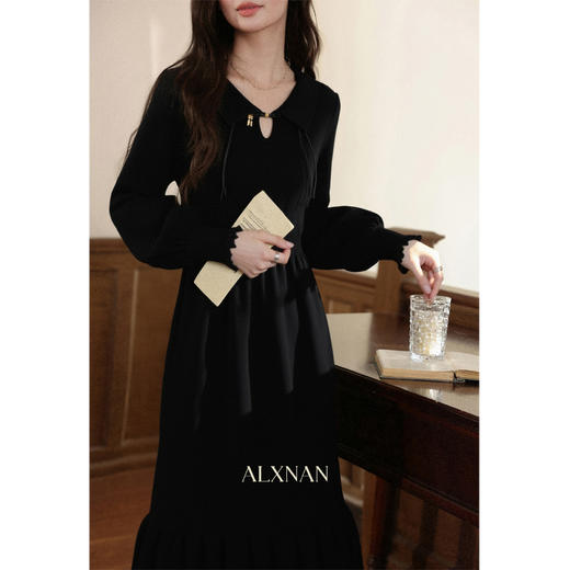 现货 鹿向南「缦缦未央」新中式改良国风连衣裙秋黑色针织长裙 商品图1